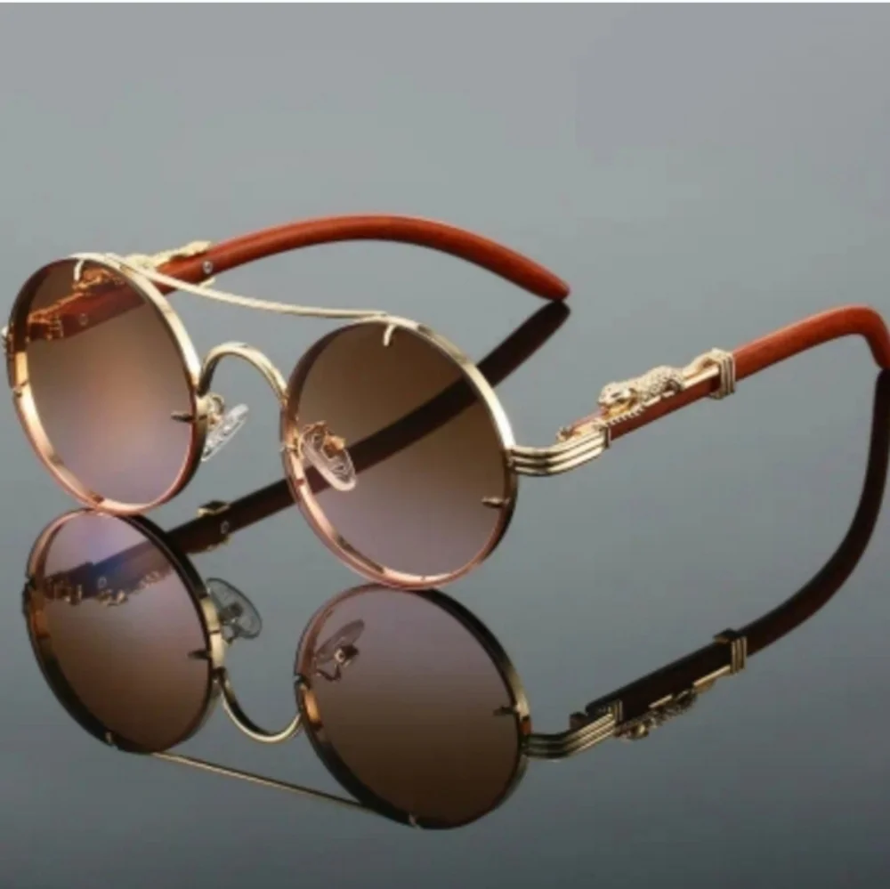 boutique stylish round